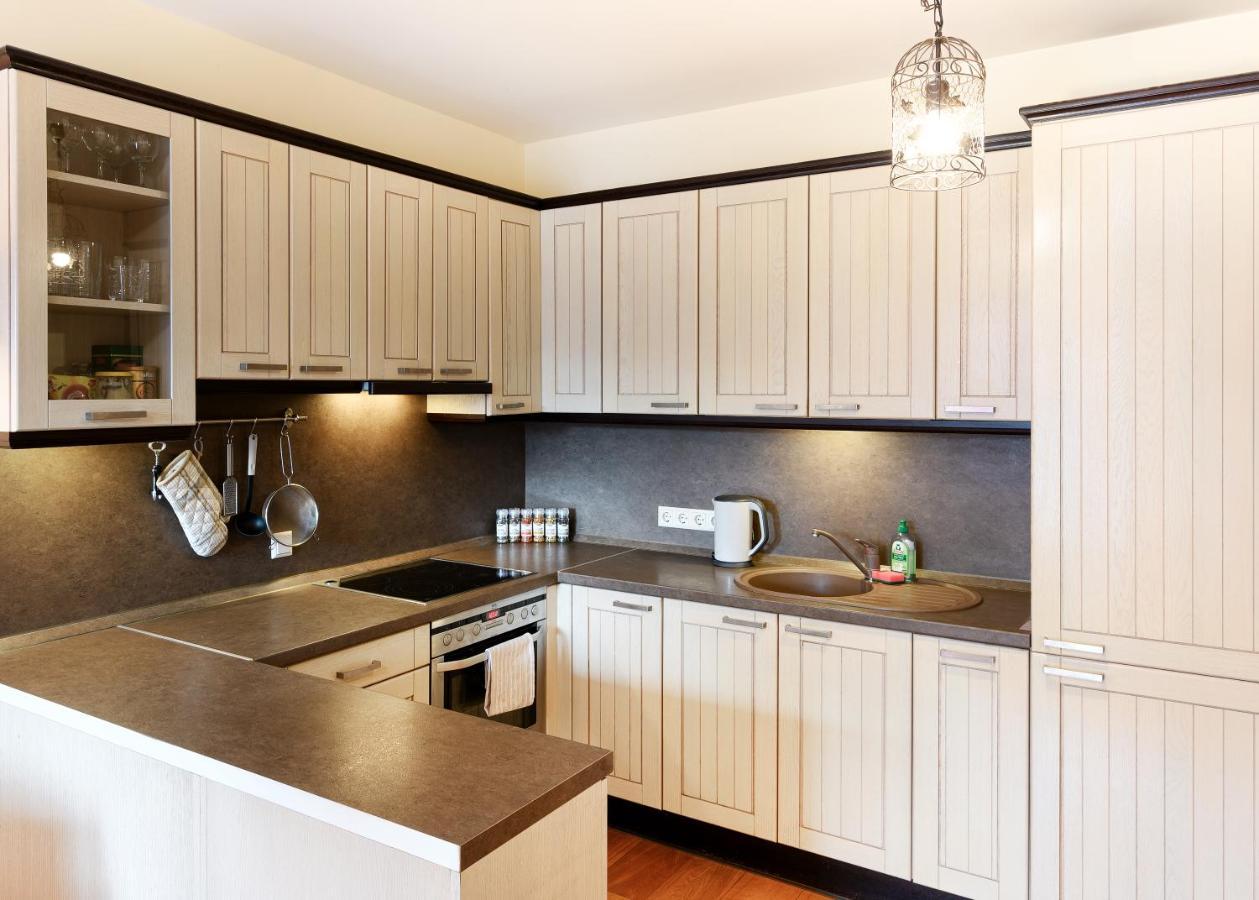 Ona'S Apartment In City Center With Private Parking كاوناس المظهر الخارجي الصورة
